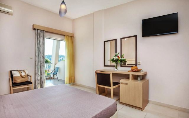 Iris Hotel