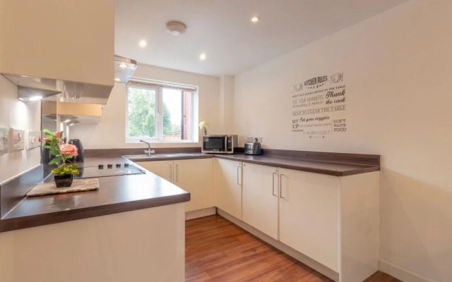 2BR Luxurious Apartment in the Centre of Edgbaston