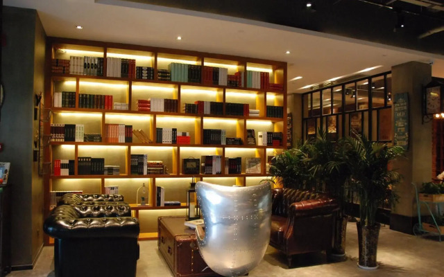 James Joyce Coffetel Xi'an West Chang'an Street University Town