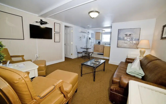 Georgianne Inn & Suites