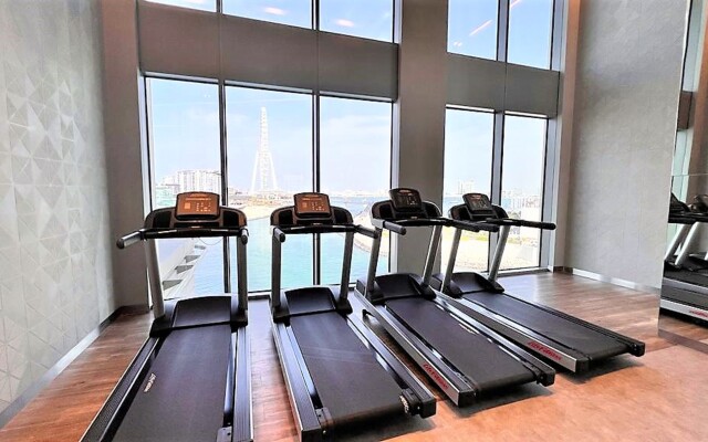 Luxurious beach front apartment Dubai Marina