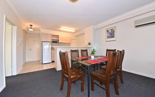 East Perth 2 x 1 Trendy Apartment