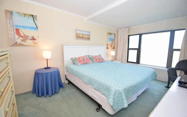 Ocean Trail 102 2 Br condo by RedAwning