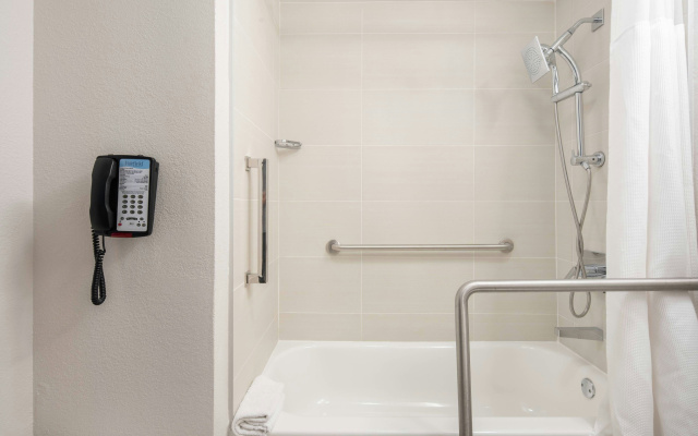 Fairfield Inn And Suites By Marriott Palm Beach