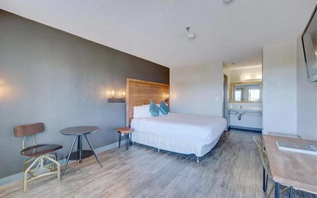 Ramada Palm Springs