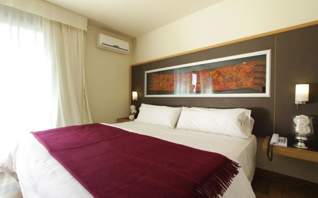 Plaza Paradiso Petit Hotel