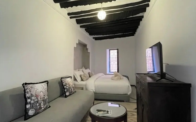 Riad Awatif le 36