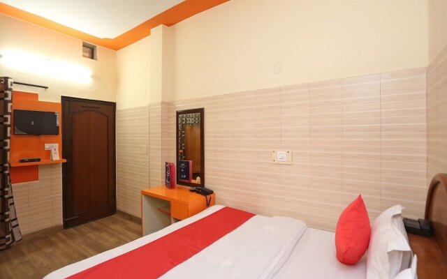 OYO 15993 Hotel Ashoka Guest House
