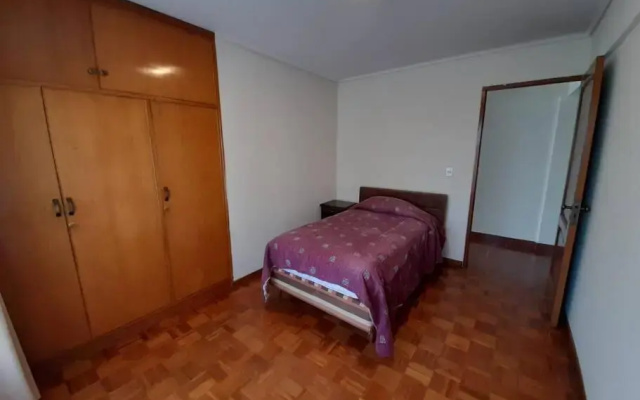 Amplio departamento en zona central norte 3A