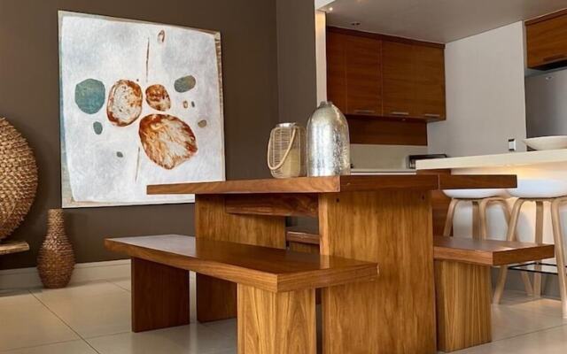 Marine Square Luxury Holiday Suites