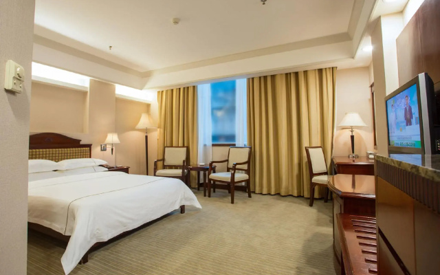 Zhong Hua Hotel