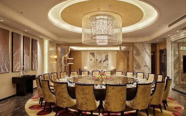 Xinxing Century Hotel