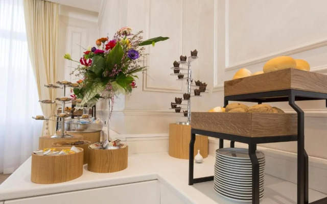 Amsterdam Suite Hotel & SPA