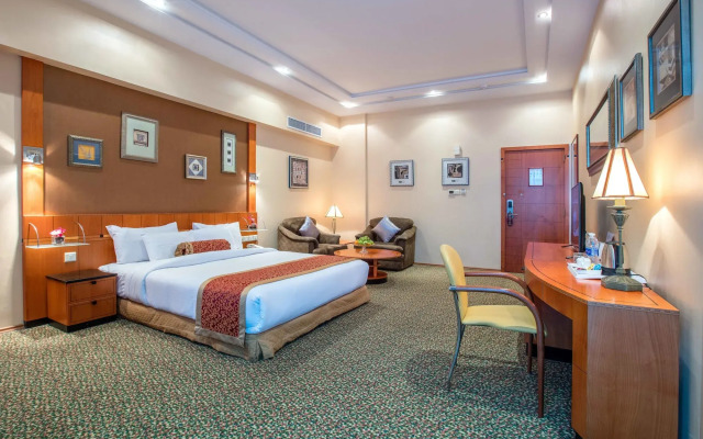 Gulf Court Hotel