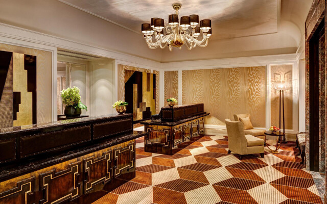 The Towers at Lotte New York Palace