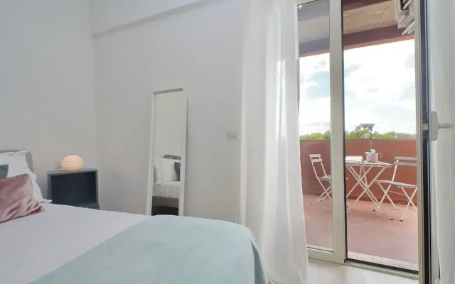 Rifugio incantato sul fiume Tevere