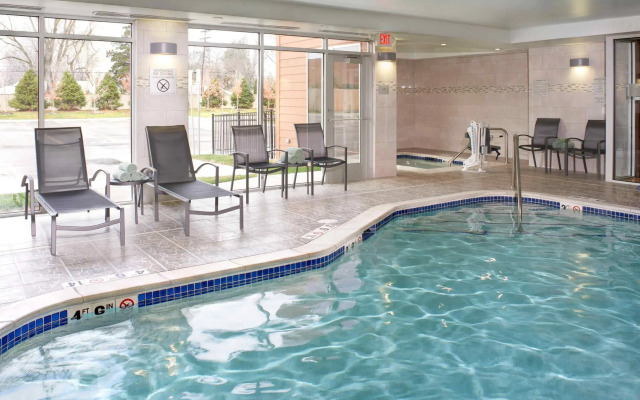 Fairfield Inn & Suites by Marriott Detroit Troy