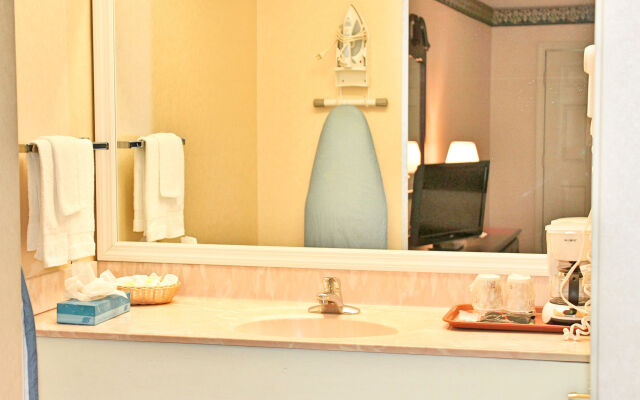 Hilltop Inn and Suites, near Foxwoods Casino