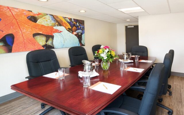 Hotel Indigo Cleveland-Beachwood by IHG