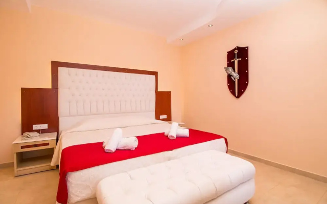 Castello Di Cavallieri Suites