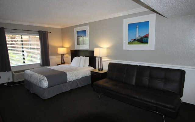 At Home Inn & Suites