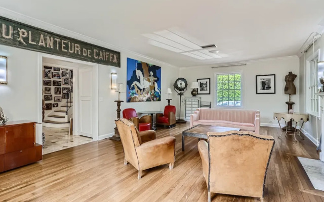 Toad Hall, 5br, 6 ba