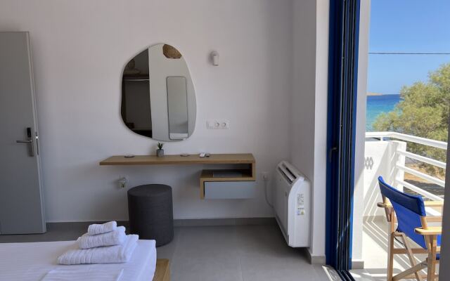 Kythera Beach Apartments