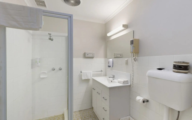 Alexander Motor Inn & Apartments