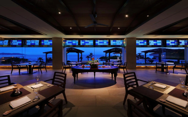 The Heisaura Beach Hotel & Resort