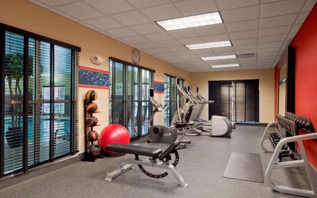 Hampton Inn & Suites Detroit / Airport - Romulus