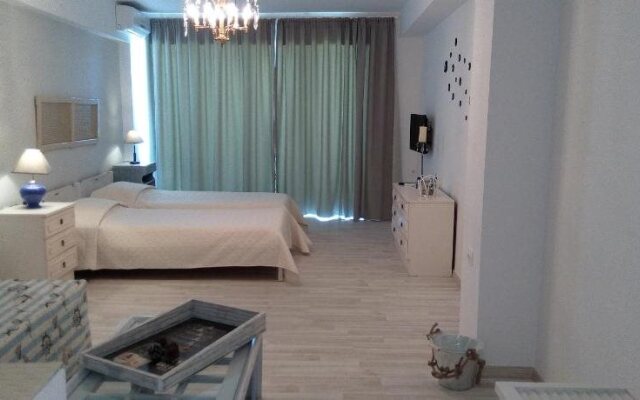 Lena Apartments