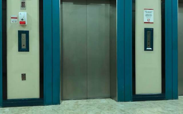 CMK and Private Water Chalet