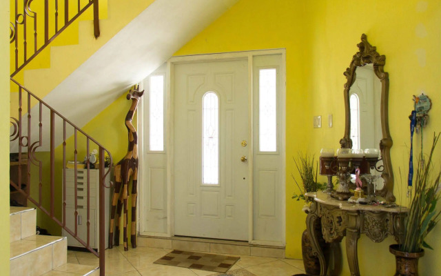 Chateau De La Rose Bed and Breakfast