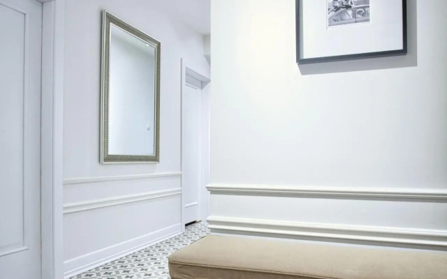 Apartament August