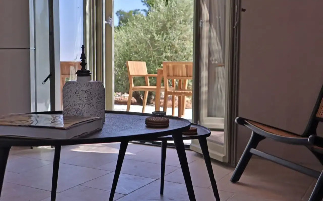 Rock n' Olive Villas