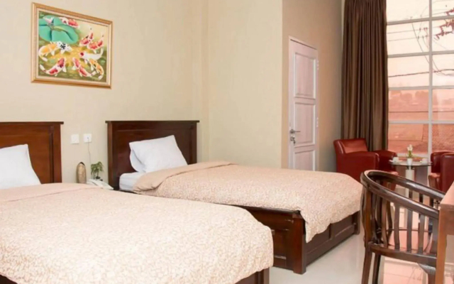 Albis Hotel