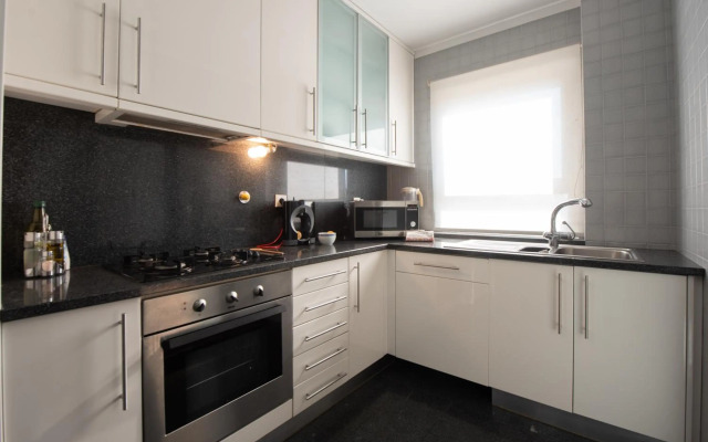 Apartament em condominio com Piscina