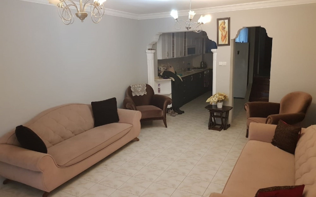 2 Munites Walk to Ladies Beach