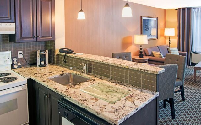 Holiday Inn Express and Suites Tremblant by IHG
