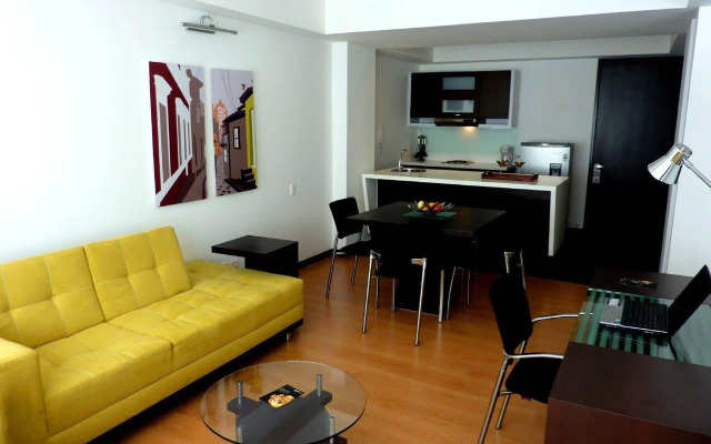 Hotel Continental Bluedoors