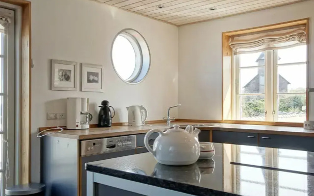 6 Person Holiday Home in Gudhjem