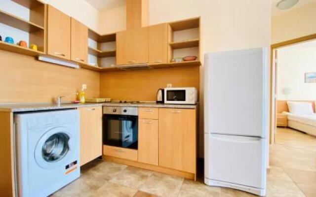 Bratanov Apartments in Trakia Complex