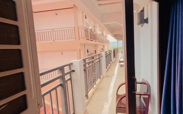 Consiana Vang Vieng Hotel