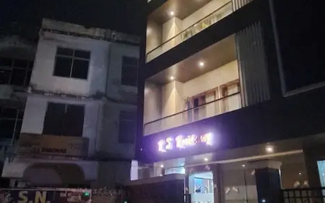 RS Residency By Wheels Hospitality