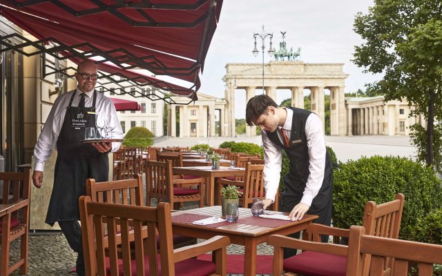 Отель Adlon Kempinski