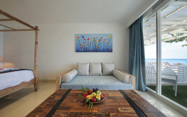Meno Mojo Beach Resort