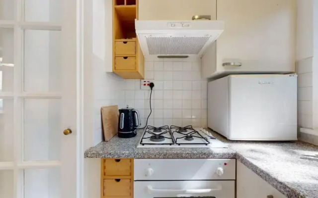 1 Bedroom Superior Apartment in Maida Vale