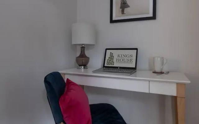 Kings House by Karah Boutiques