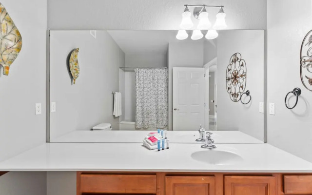 4102 Breakview Drive #304