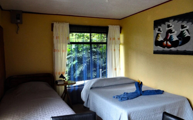 Hummingbird House B&B